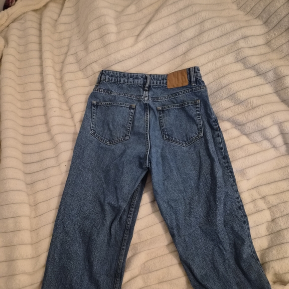 Zara Distressed Blue Denim Jeans - Picture 3 of 3